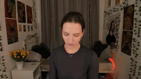 Snapshot of ariadna_s chatting on September 26, 2025, 1:48 pm Ariadna online show from September 26, 2025, 1:48 pm