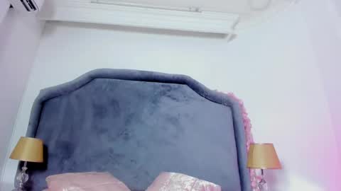 Snapshot of ariagreenn chatting on September 11, 2025, 1:00 pm Aria Green online show from September 11, 2025, 1:00 pm