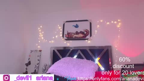 Snapshot of ariana_devil1 chatting on February 19, 2025, 7:05 pm ariana devil online show from February 19, 2025, 7:05 pm