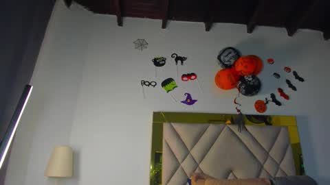 Snapshot of ariana_martins chatting on November 1, 2025, 3:08 am ARI online show from November 1, 2025, 3:08 am