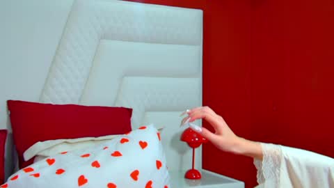 Ariana online show from April 14, 2026, 6:25 pm