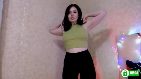 arianakuiper online show from March 27, 2026, 11:10 am