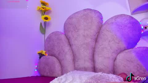 Snapshot of arianna_gren chatting on February 27, 2025, 7:15 pm Arianna online show from February 27, 2025, 7:15 pm