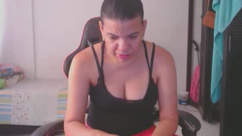 ariannaloovel online show from April 9, 2026, 2:55 pm