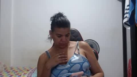 ariannaloovel online show from July 26, 2026, 4:20 am