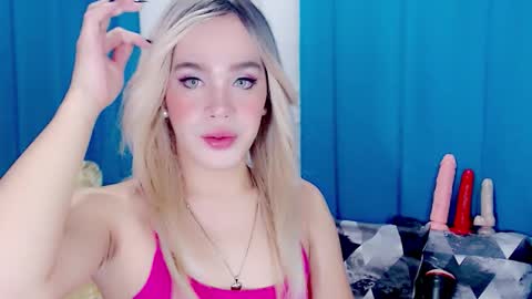 ARIANNE CUMS  online show from February 9, 2026, 10:14 pm