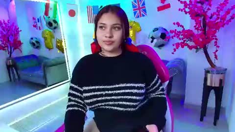 Snapshot of ariel__storm chatting on June 18, 2026, 11:47 am Ariel online show from June 18, 2026, 11:47 am