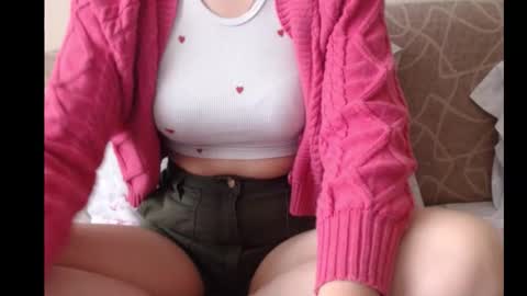 Ariella online show from October 17, 2025, 8:28 am