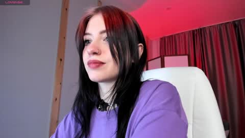 Snapshot of arielabradberry chatting on December 14, 2024, 1:59 pm Ariel online show from December 14, 2024, 1:59 pm