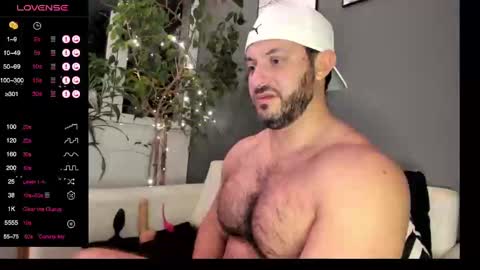 Snapshot of arielenbsas chatting on December 22, 2024, 4:50 am Ariel online show from December 22, 2024, 4:50 am