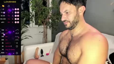 Snapshot of arielenbsas chatting on January 30, 2025, 4:37 am Ariel online show from January 30, 2025, 4:37 am