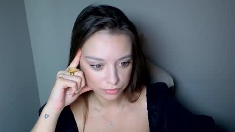 Ariel online show from September 10, 2025, 1:55 pm