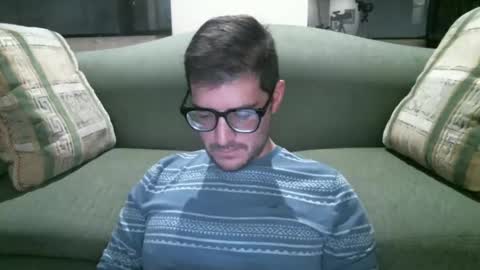 Snapshot of arielsinho chatting on December 31, 2024, 3:34 am Anon online show from December 31, 2024, 3:34 am