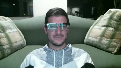 Snapshot of arielsinho chatting on January 27, 2025, 12:33 am Anon online show from January 27, 2025, 12:33 am