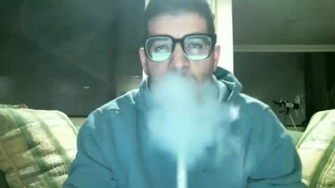 Snapshot of arielsinho chatting on February 18, 2025, 3:21 am Anon online show from February 18, 2025, 3:21 am