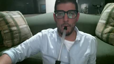 Snapshot of arielsinho chatting on February 20, 2025, 3:45 am Anon online show from February 20, 2025, 3:45 am