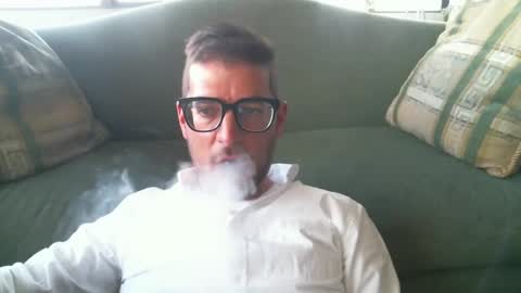 Snapshot of arielsinho chatting on October 25, 2025, 7:08 pm Anon online show from October 25, 2025, 7:08 pm