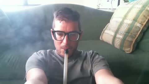 Snapshot of arielsinho chatting on October 28, 2025, 9:39 pm Anon online show from October 28, 2025, 9:39 pm