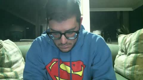 Snapshot of arielsinho chatting on November 17, 2025, 2:39 am Anon online show from November 17, 2025, 2:39 am