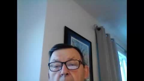 Snapshot of ariens chatting on January 3, 2025, 4:16 pm ariens online show from January 3, 2025, 4:16 pm