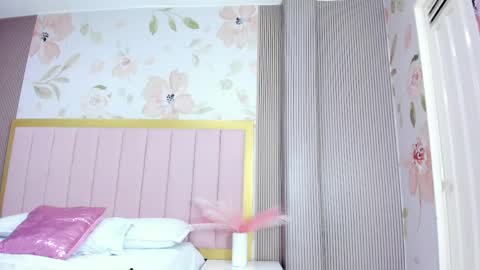 Snapshot of arietta_skinny chatting on March 27, 2026, 2:50 pm Arietta online show from March 27, 2026, 2:50 pm