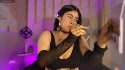 Ariia sweett online show from April 3, 2026, 2:15 pm