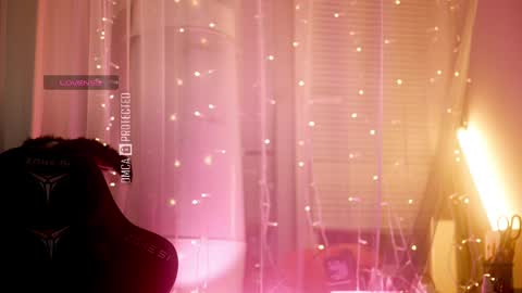 Snapshot of arima_ss chatting on February 14, 2025, 4:09 pm Arina online show from February 14, 2025, 4:09 pm