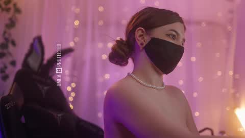 Snapshot of arima_ss chatting on February 16, 2025, 3:05 pm Arina online show from February 16, 2025, 3:05 pm