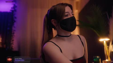 Snapshot of arima_ss chatting on November 2, 2025, 12:40 pm Arina online show from November 2, 2025, 12:40 pm