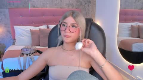 Ari  online show from April 9, 2026, 6:19 am