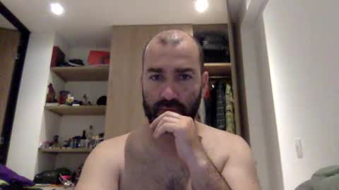 aristi11 online show from April 12, 2026, 11:43 pm