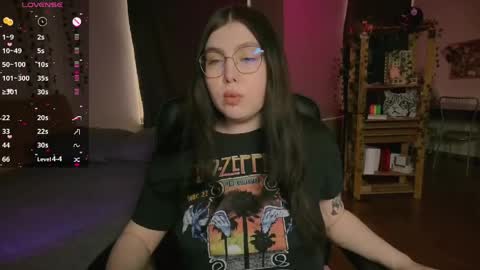 Astrid online show from April 5, 2026, 8:55 am