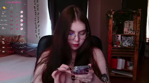 Astrid online show from June 13, 2026, 10:57 am