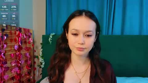 Bella3 online show from July 5, 2026, 8:27 pm