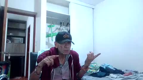 Snapshot of armaduradeacero chatting on July 31, 2026, 10:03 am armaduradeacero online show from July 31, 2026, 10:03 am