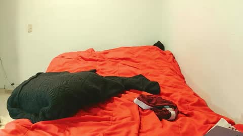 armin_red1 online show from September 30, 2025, 2:05 am