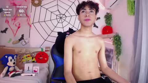 Snapshot of armondx_parkr chatting on October 26, 2025, 9:37 am armond online show from October 26, 2025, 9:37 am