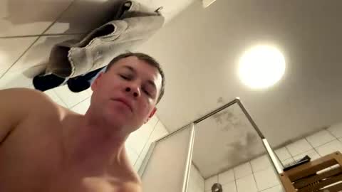 armyskater32 online show from February 21, 2026, 10:44 pm