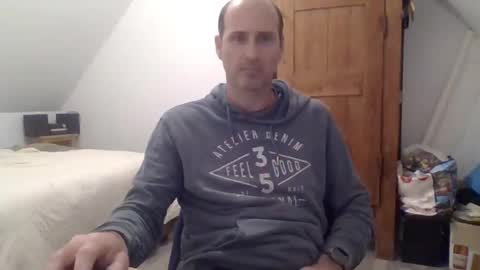 arnaud502700 online show from March 9, 2025, 10:52 pm