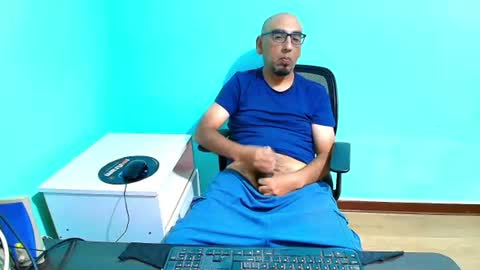 arnelux72 online show from August 7, 2026, 6:15 am