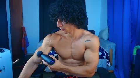 Snapshot of arnold_black69 chatting on April 21, 2026, 5:28 pm arnold black online show from April 21, 2026, 5:28 pm
