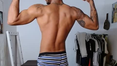 Snapshot of aron_7 chatting on February 13, 2025, 2:23 am aron_7 online show from February 13, 2025, 2:23 am