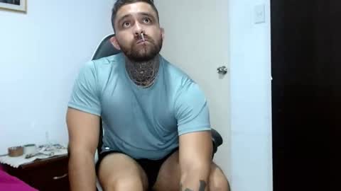 Snapshot of aronmiller404 chatting on September 26, 2025, 4:11 pm aronmiller online show from September 26, 2025, 4:11 pm