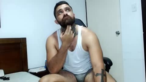 Snapshot of aronmiller404 chatting on October 7, 2025, 8:50 pm aronmiller online show from October 7, 2025, 8:50 pm