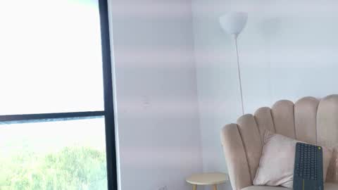   online show from March 5, 2026, 9:33 pm