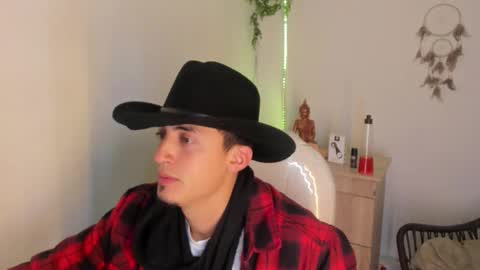 Snapshot of aroon_smith_ chatting on January 15, 2026, 12:54 pm Aron online show from January 15, 2026, 12:54 pm