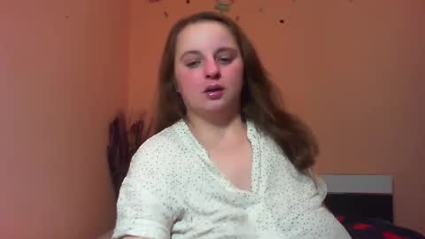 Snapshot of arriana98 chatting on January 8, 2025, 3:08 am Arriana online show from January 8, 2025, 3:08 am