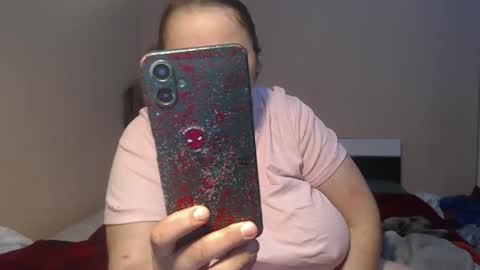 Arriana online show from December 2, 2025, 6:36 pm