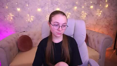 arrinawair online show from February 23, 2026, 8:44 am