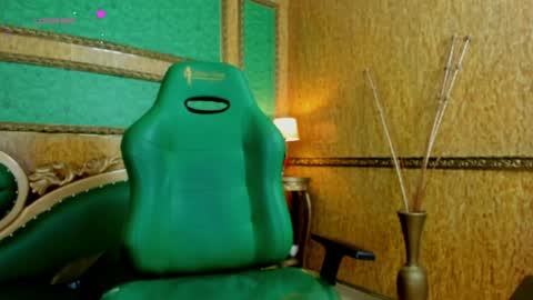 Snapshot of arrkabella chatting on January 14, 2025, 7:11 pm online show from January 14, 2025, 7:11 pm